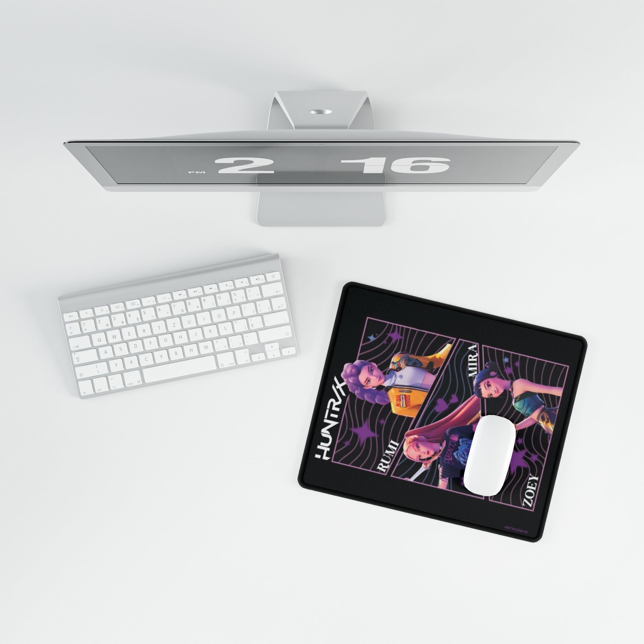 KPop Demon Hunters - HUNTRIX - Trendy Gamer Desk Mats - Stylish Mouse Pad for Work and Play, Gaming Desk Accessories, Perfect Gift for Gamer